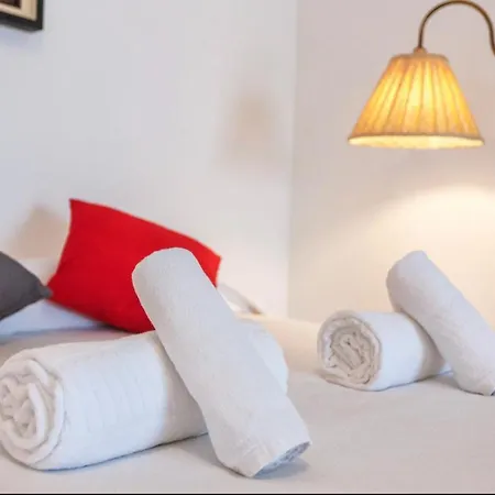 Blife Aerya Private Rooms - Airport Stay Faro Exterior photo
