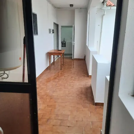 Blife Aerya Private Rooms - Airport Stay Faro Exterior photo