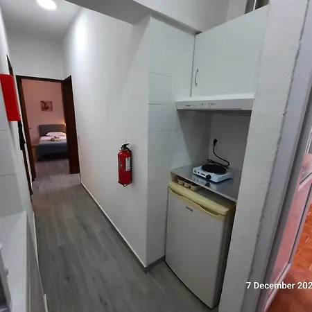 Blife Aerya Private Rooms - Airport Stay Faro Exterior photo